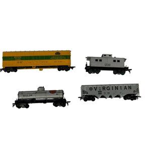 Vintage HO Scale Freight Cars Set  CB&Q Caboose Mechanical Reefer Gulf Tank & Vi